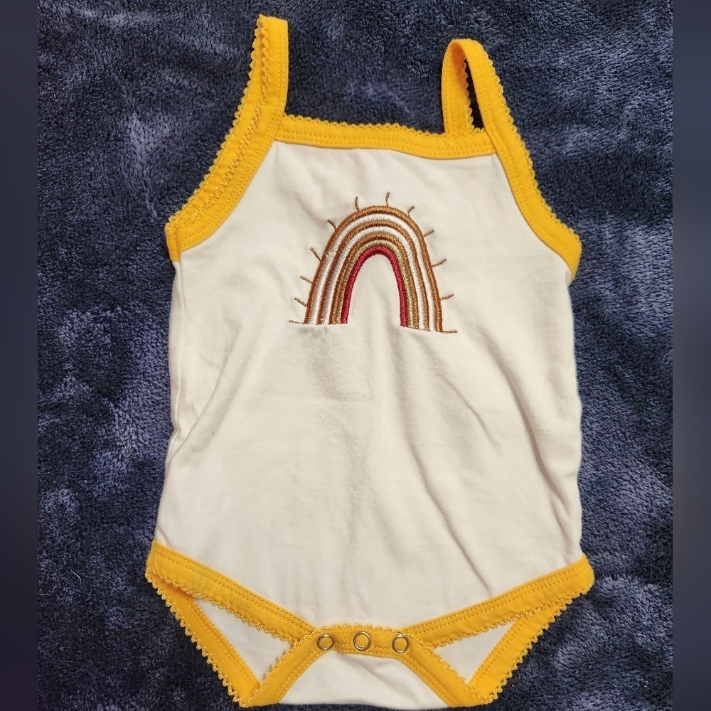 Baby girl Rainbow onsie size 6-12 months‎